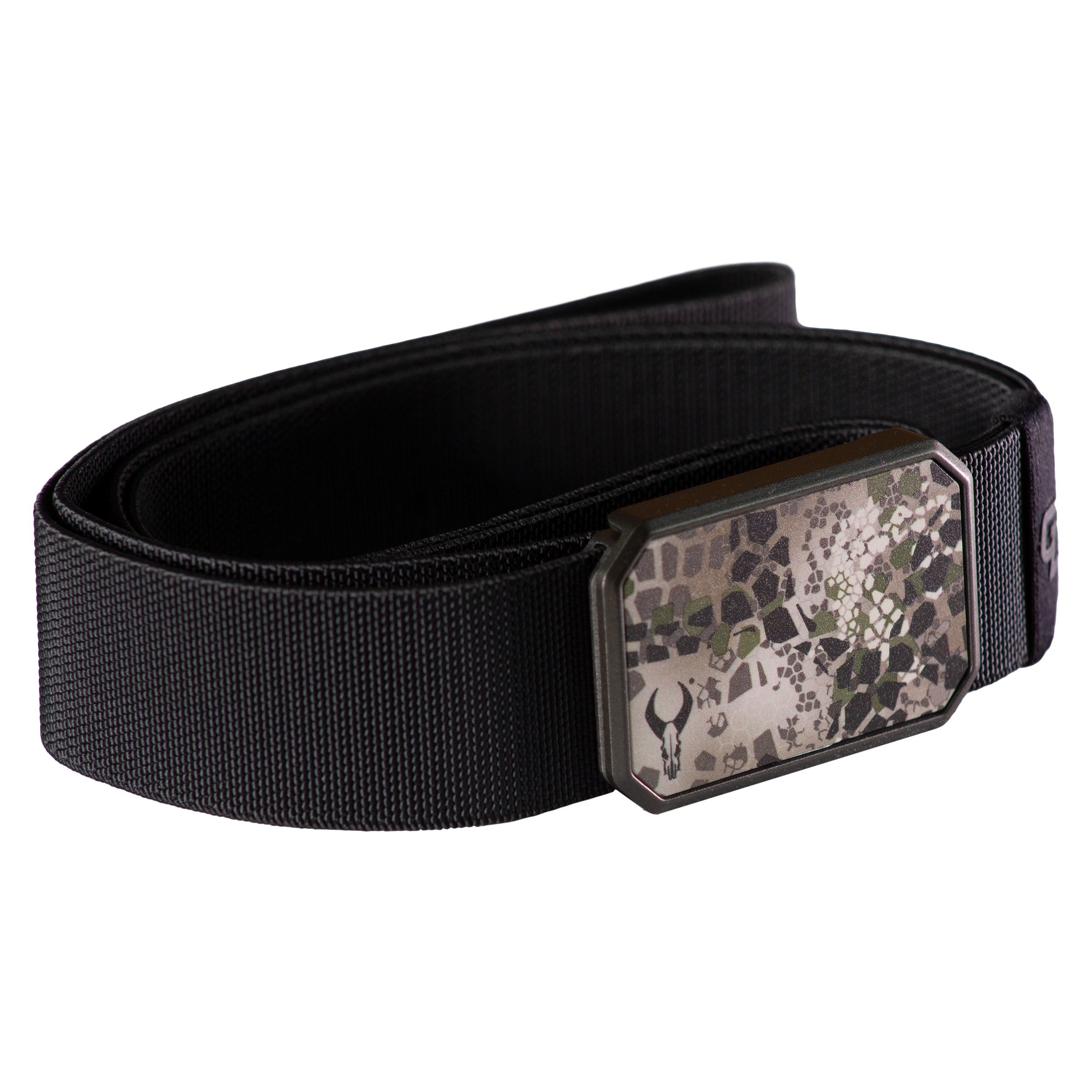 Black belt with a camo-patterned buckle featuring the Moonrivers skull logo, designed for outdoor or hunting use.
